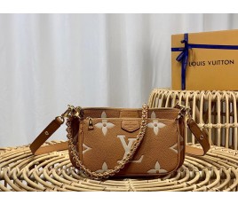 루이비통 LV MULTI POCHETTE ACCESSOIRES 멀티 포쉐트 숄더 백